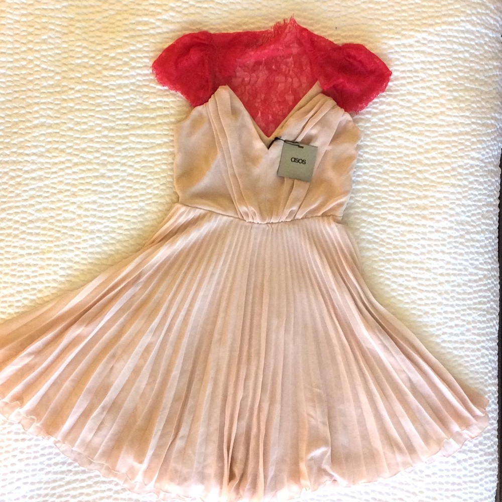 ASOS - Beautiful tan chiffon dress